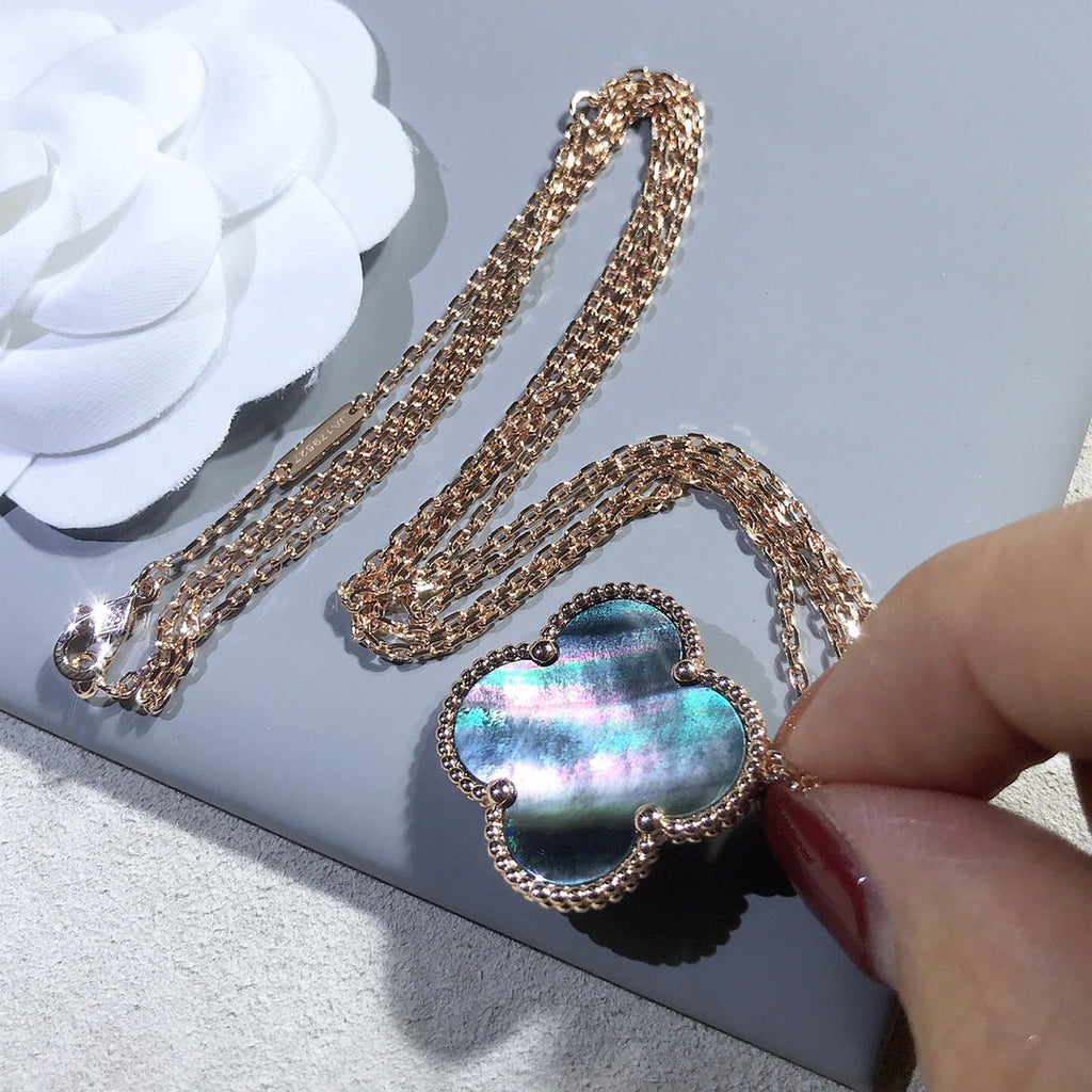 TimiCLOVER 25MM GOLD DARK MOP BIG CLOVER NECKLACE