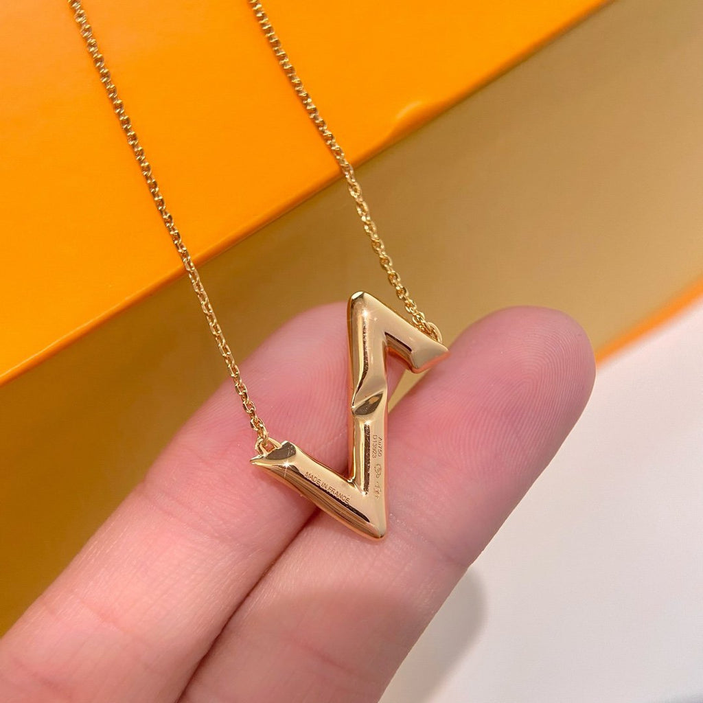 TimiVOLTE UPSIDE DOWN NECKLACE