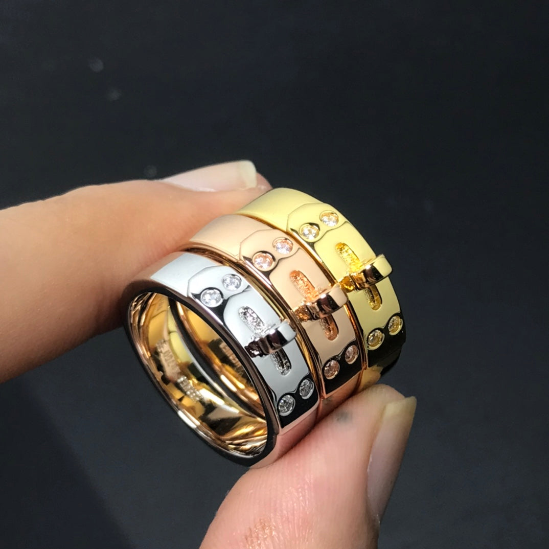 TimiKELLY MEDIUM RING
