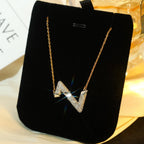 TimiVOLT SILVER DIAMOND PEDANT NECKLACE