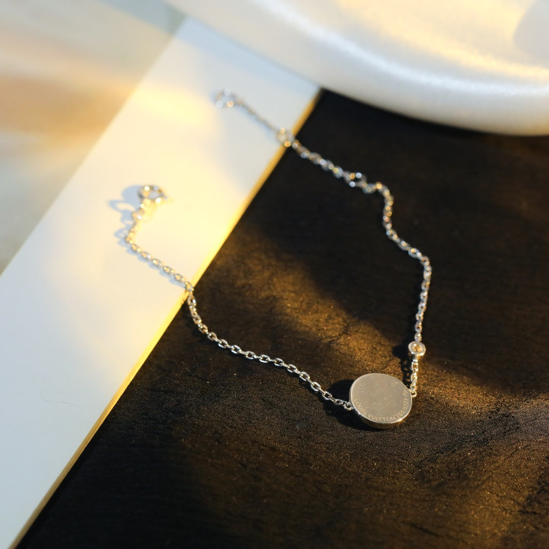 TimiSUN MOTIF PINK MOP SILVER BRACELET