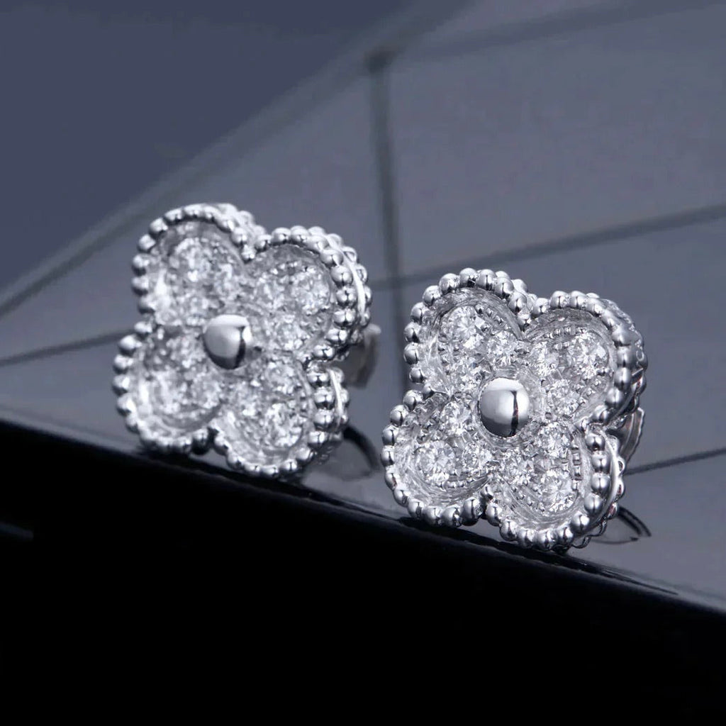 TimiCLOVER 1 MOTIFS DIAMOND STUD EARRINGS SILVER