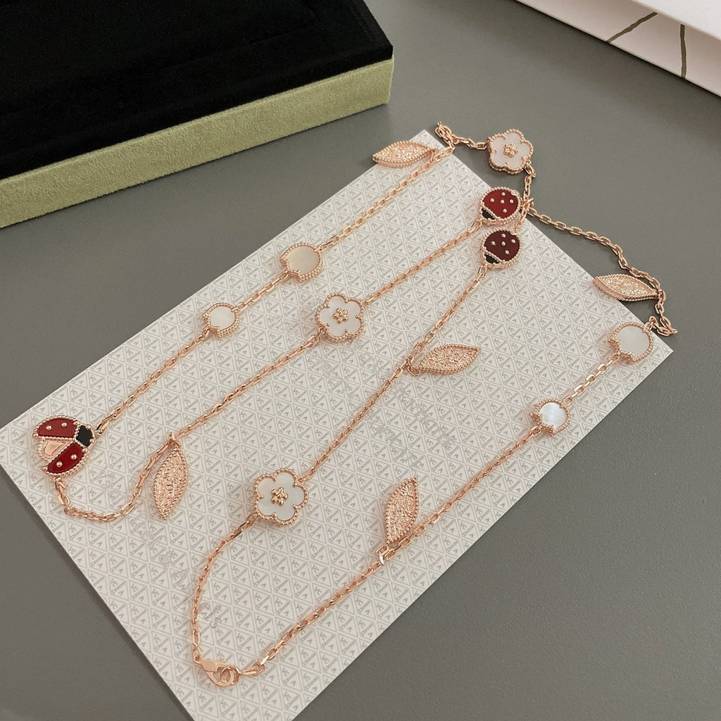 TimiLUCKY SPRING 15 MOTIFS ROSE GOLD NECKLACE