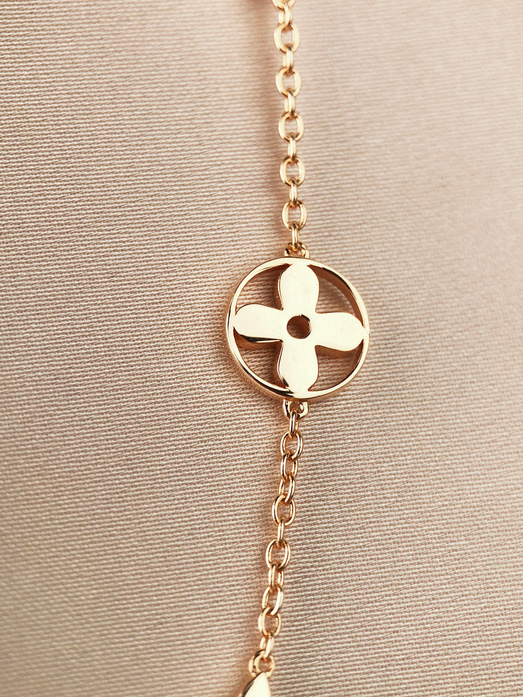 TimiSTAR AND SUN 7 MOTIFS GOLD BRACELET