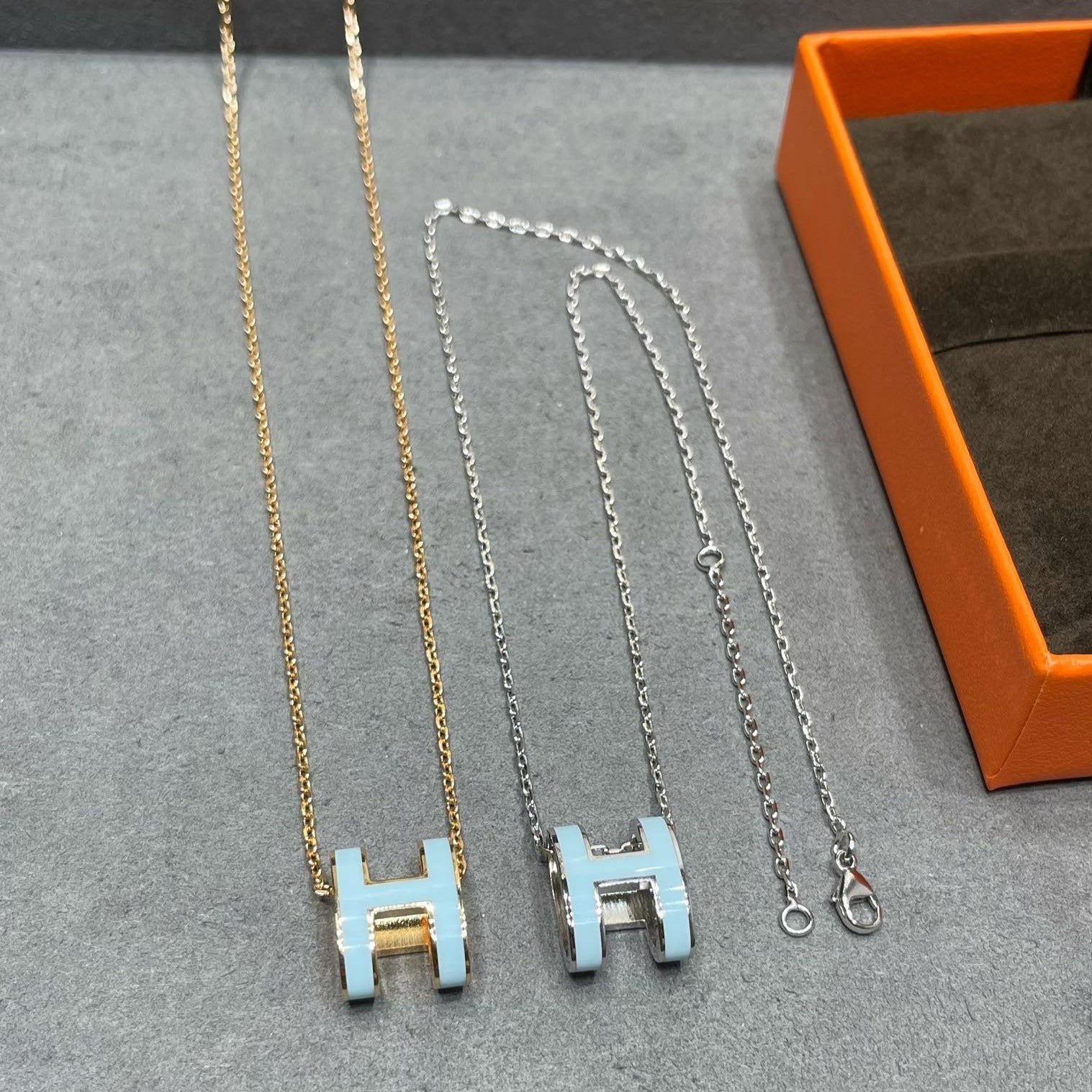 TimiPOP H SKY BLUE NECKLACE