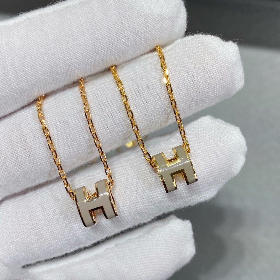 TimiMINI POP H NECKLACE