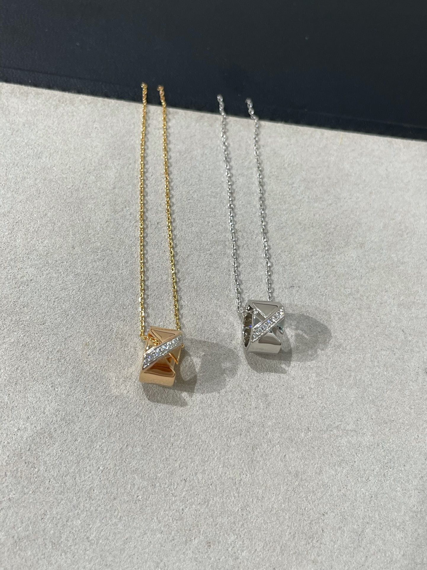 TimiLIENS EVIDENCE DIAMOND NECKLACE