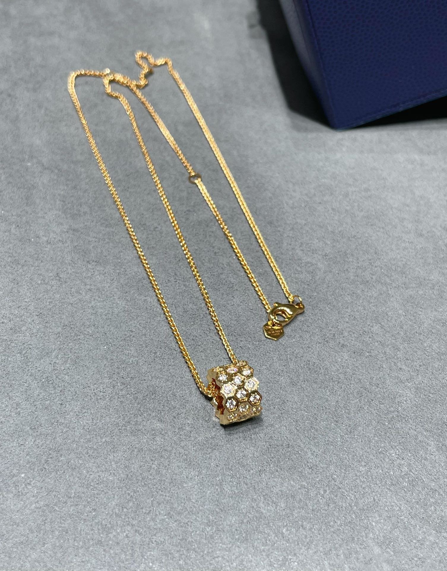 TimiBEE LOVE DIAMOND PAVED 3 ROW NECKLACE