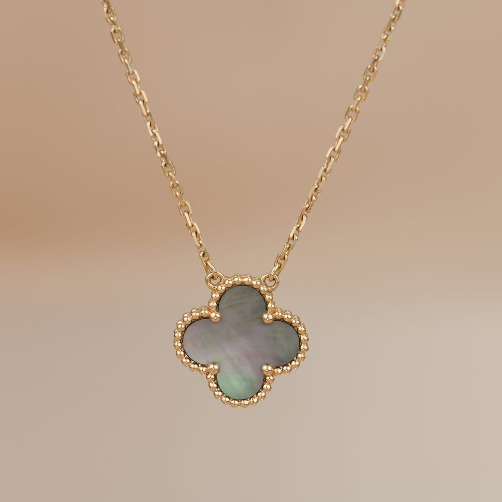 TimiCLOVER 15MM  GRAY MOTHER OF PEARL NECKLACE