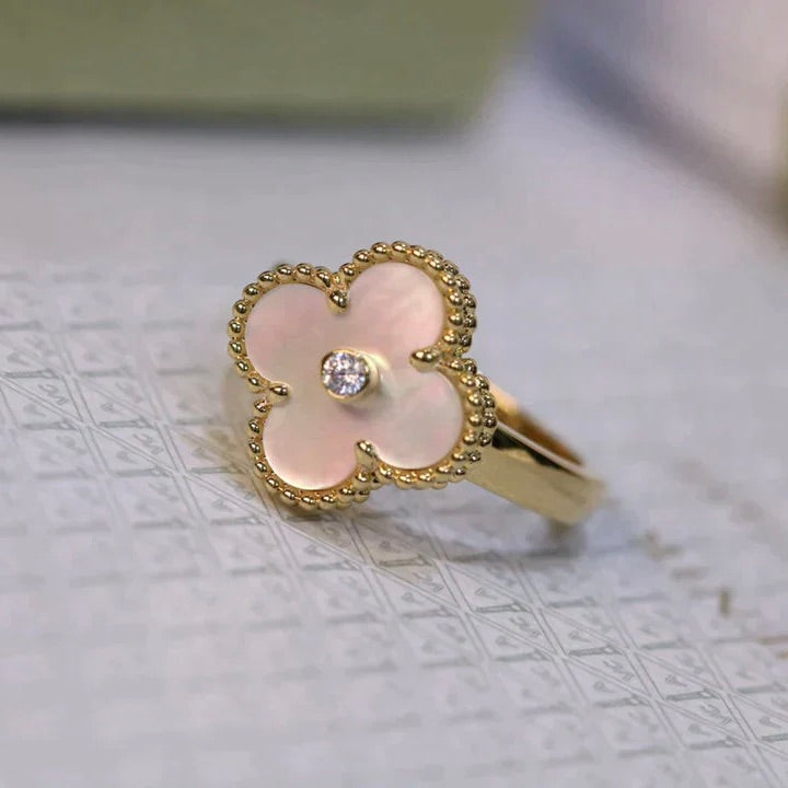 TimiCLOVER PINK MOP RING GOLD DIAMOND