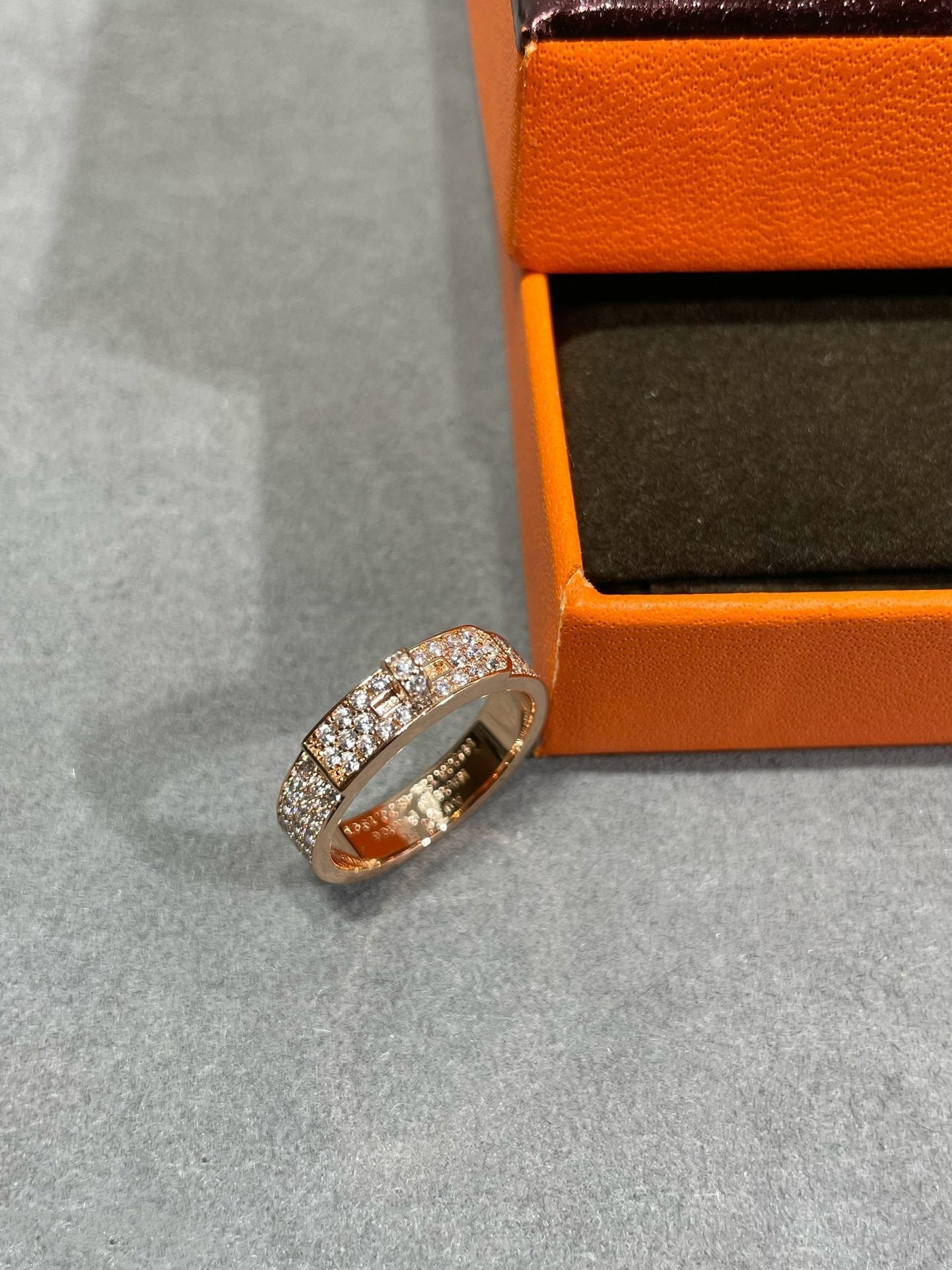 TimiKELLY PINK GOLD DIAMOND RING