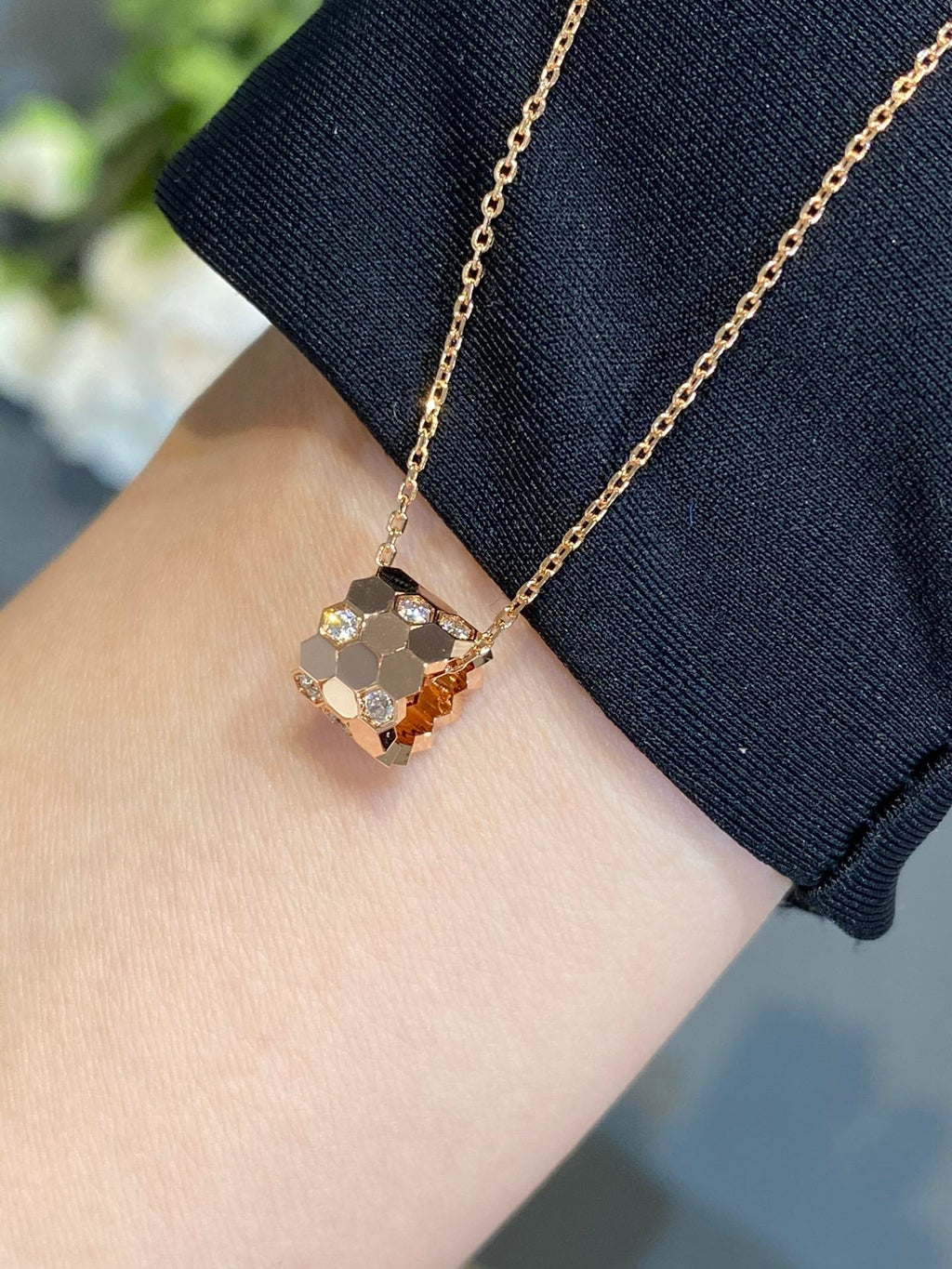 TimiBEE LOVE DIAMOND NECKLACE