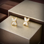 TimiJEUX DE WHITE MOP GOLD DIAMOND EARRINGS